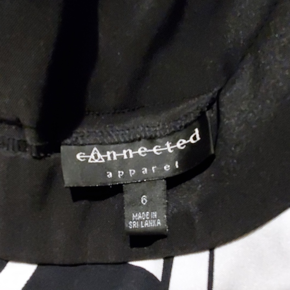 Connected Dress - Picture 3 of 3